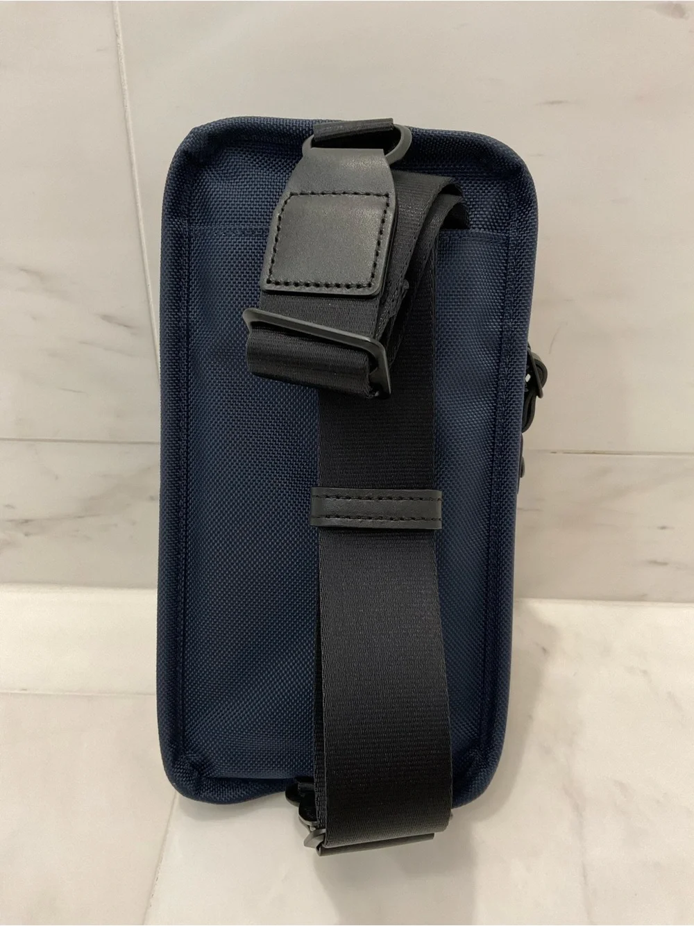 NEW Tumi ALPHA - 10.5” FXT Ballistic Nylon Compact Sling Crossbody - NAVY BLUE